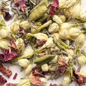 Sorceress Serenade Simmer Potpourri Kit - Mystic Cauldron Series | Romantic